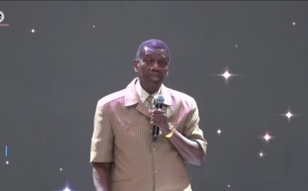 Pastor Adeboye unveils new name for RCCG Apapa Family 